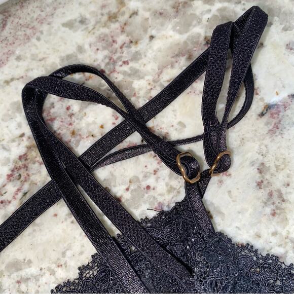 Victorias Secret The Lacy Teddy Camisole Chemise Slip Nightie Small NWOT - Picture 9 of 11